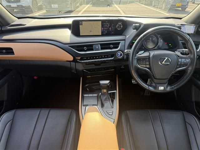 TOYOTA LEXUS UX200 2018 Image 31