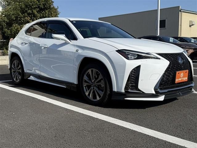 TOYOTA LEXUS UX200 2018 Image 31