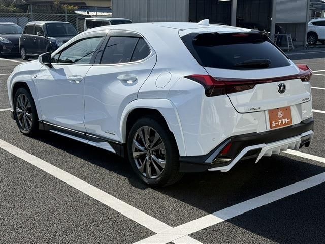 TOYOTA LEXUS UX200 2018 Image 31