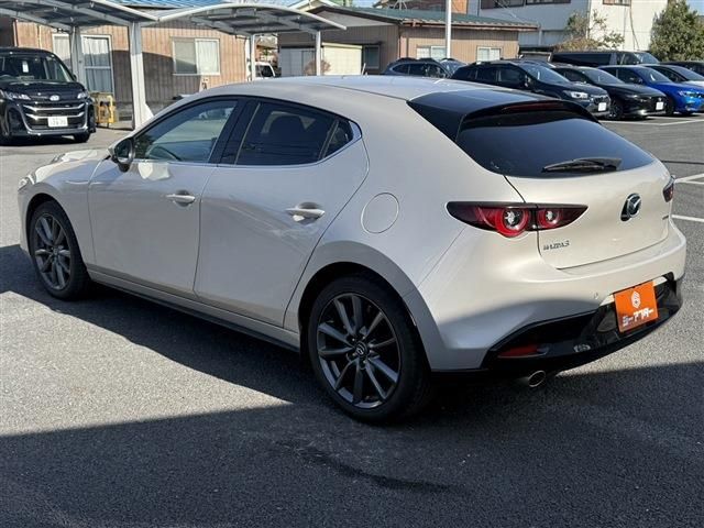 MAZDA 3 FASTBACK 2024 Image 31