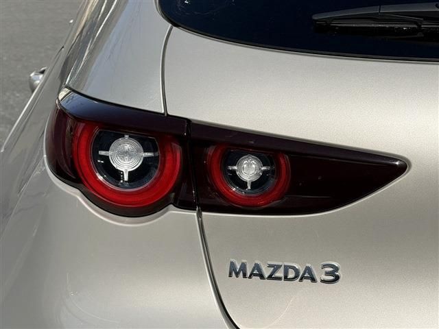 MAZDA 3 FASTBACK 2024 Image 31