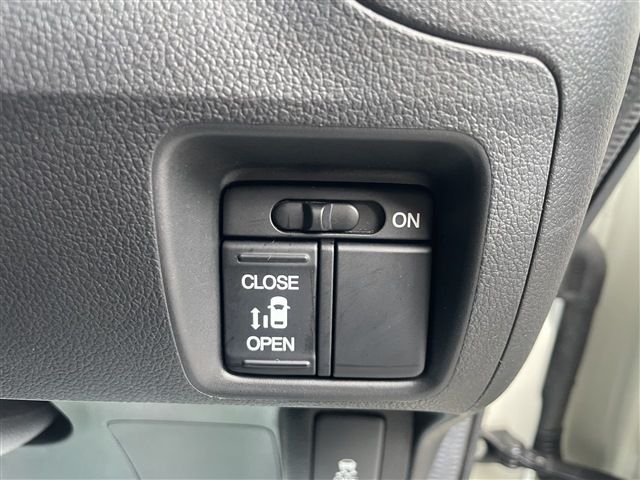 HONDA N BOX+ CUSTOM 4WD 2014 Image 31