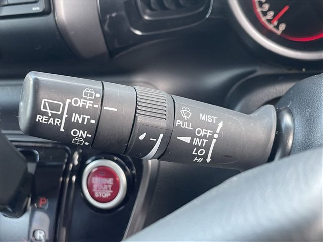 HONDA N BOX+ CUSTOM 4WD 2014 Image 31