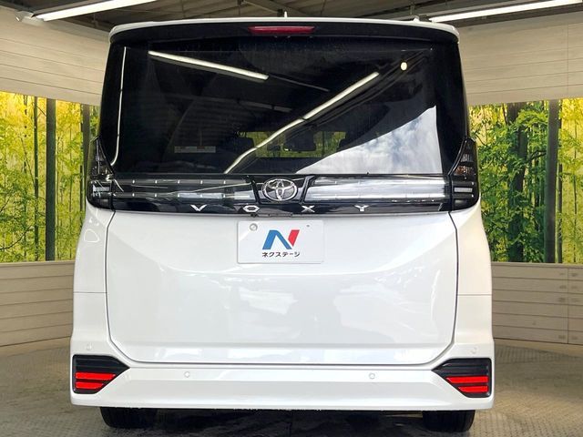 TOYOTA VOXY 2024 Image 31
