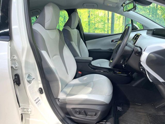 TOYOTA PRIUS PHV 2019 Image 31