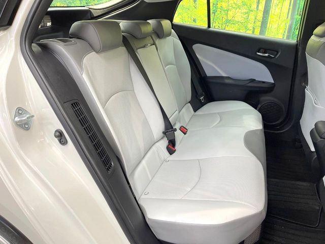 TOYOTA PRIUS PHV 2019 Image 31