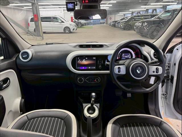 RENAULT TWINGO 2021 Image 31