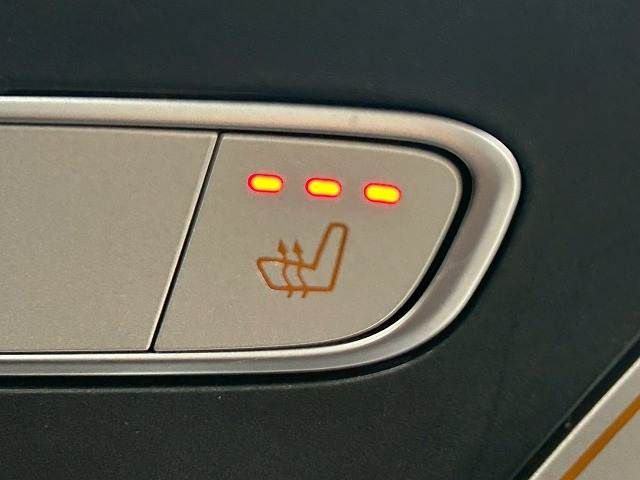 MERCEDES BENZ V CLAS 2021 Image 31