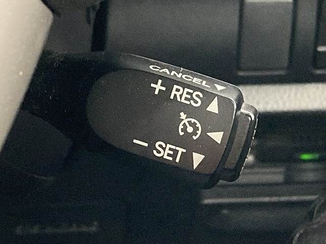 TOYOTA NOAH HYBRID 2018 Image 31