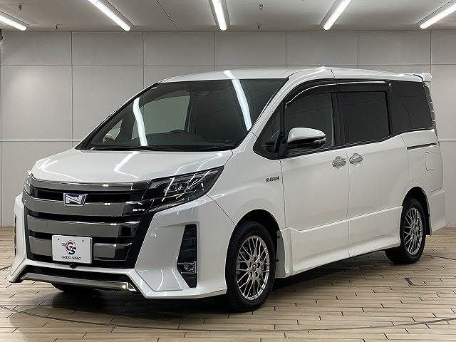 TOYOTA NOAH HYBRID 2018 Image 31