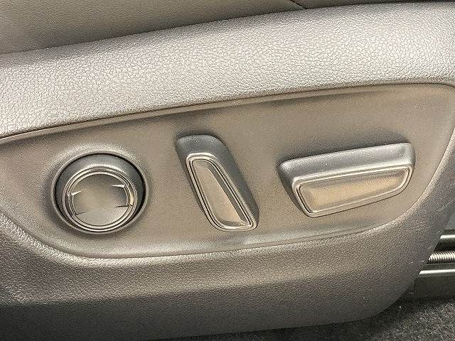 TOYOTA HARRIER 2WD 2021 Image 31