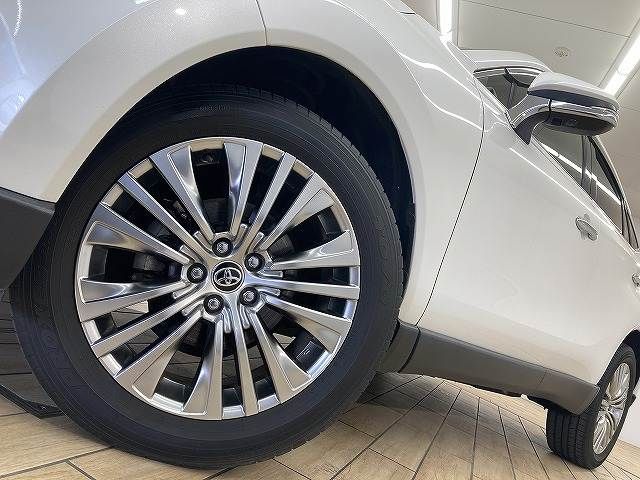 TOYOTA HARRIER 2WD 2021 Image 31