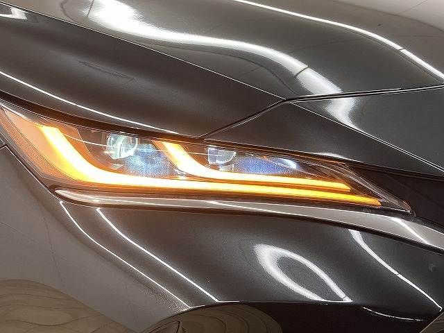 TOYOTA HARRIER 4WD 2021 Image 31