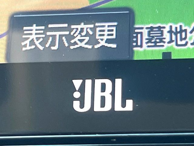 TOYOTA CAMRY HYBRID 2018 Image 31