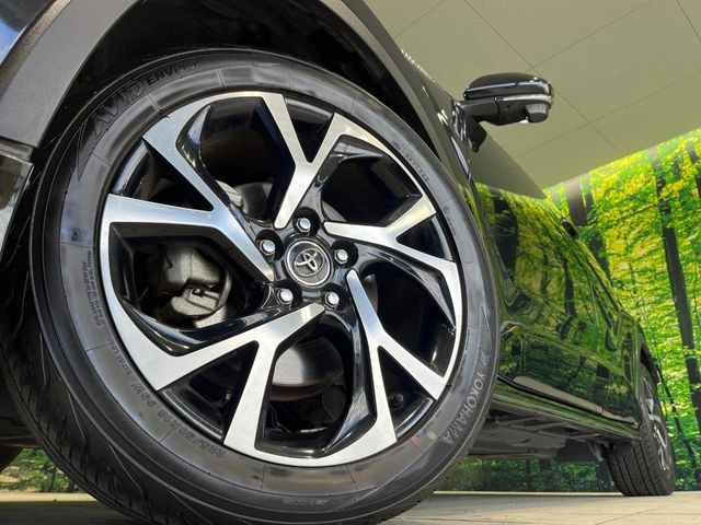 TOYOTA C-HR 2017 Image 31