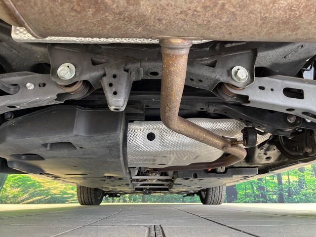 TOYOTA C-HR 2017 Image 31