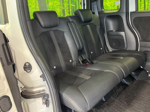 HONDA N BOX CUSTOM 2021 Image 31