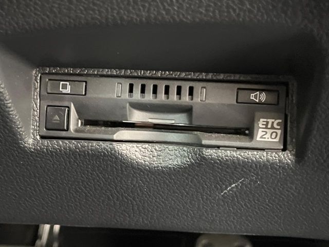 TOYOTA PRIUS 2021 Image 31