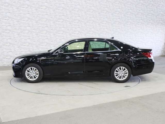 TOYOTA CROWN SEDAN HYBRID 2015 Image 31