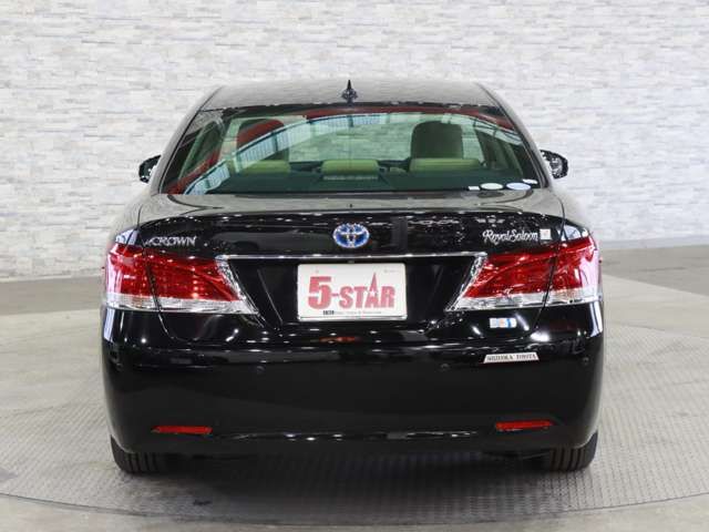 TOYOTA CROWN SEDAN HYBRID 2015 Image 31