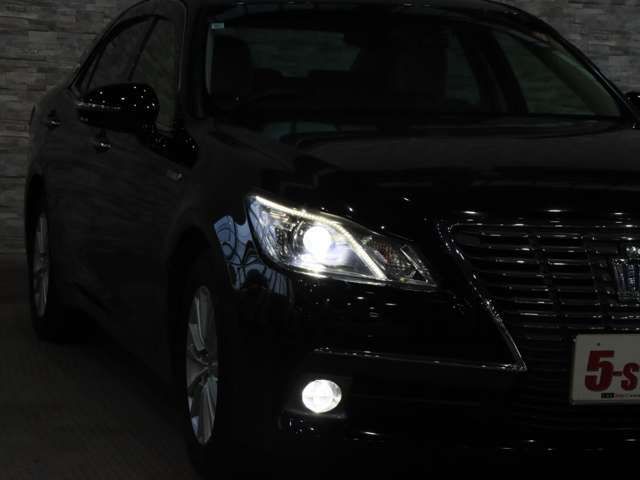 TOYOTA CROWN SEDAN HYBRID 2015 Image 31