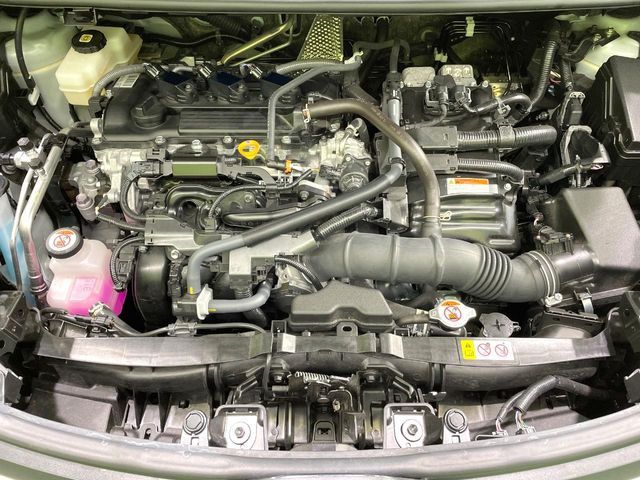 TOYOTA SIENTA HYBRID 2025 Image 31