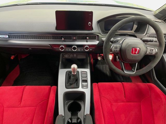 HONDA CIVIC HATCHBACK 2025 Image 31