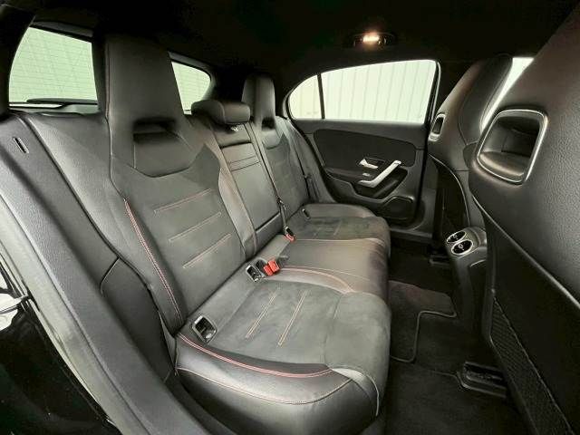 MERCEDES BENZ A CLAS 2019 Image 31