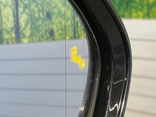 TOYOTA CROWN SEDAN HYBRID 2019 Image 31