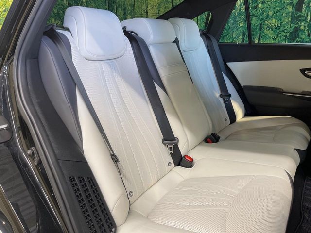 TOYOTA CROWN SEDAN HYBRID 2019 Image 31