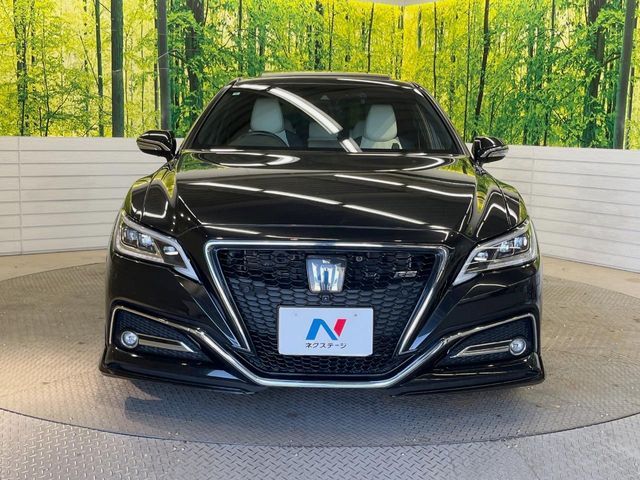 TOYOTA CROWN SEDAN HYBRID 2019 Image 31