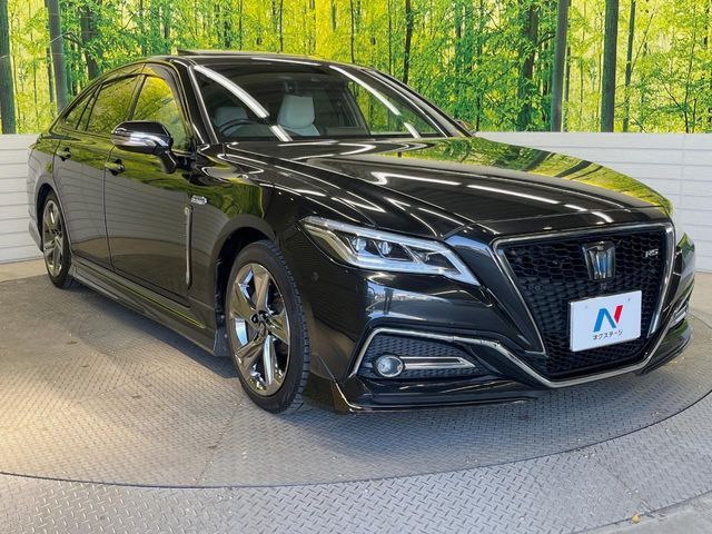 TOYOTA CROWN SEDAN HYBRID 2019 Image 31