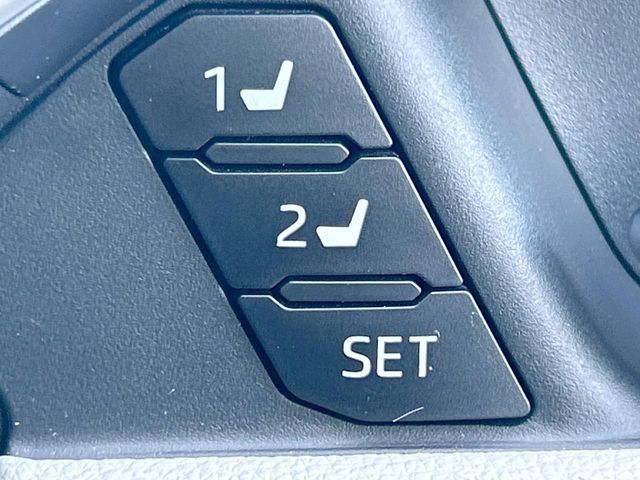 TOYOTA RAV4 HYBRID 4WD 2020 Image 31