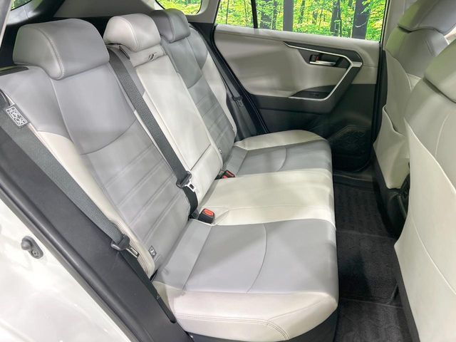 TOYOTA RAV4 HYBRID 4WD 2020 Image 31