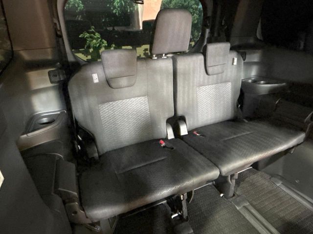 TOYOTA NOAH 2022 Image 31