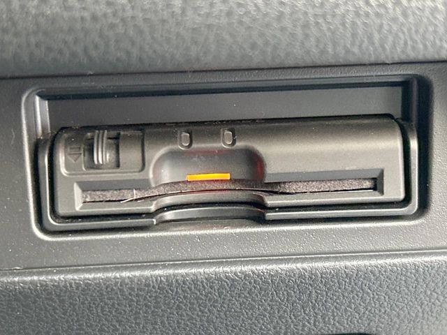 NISSAN JUKE 2015 Image 31