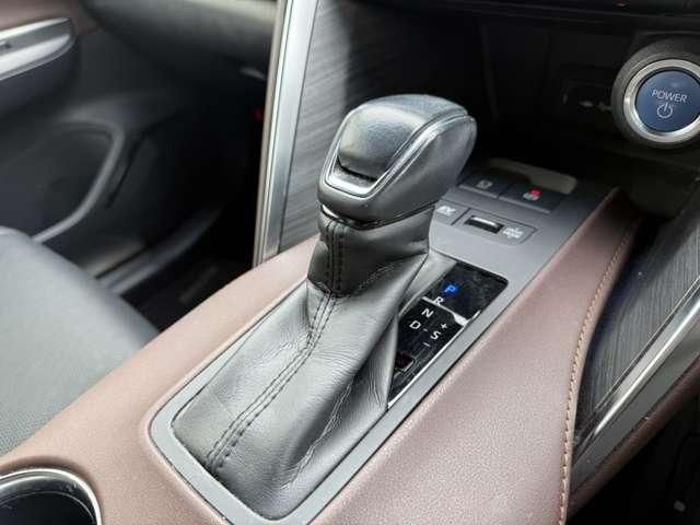 TOYOTA HARRIER HYBRID 2020 Image 31