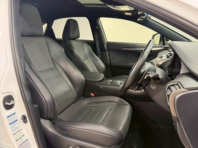 TOYOTA LEXUS NX300H AWD 2018 Image 31