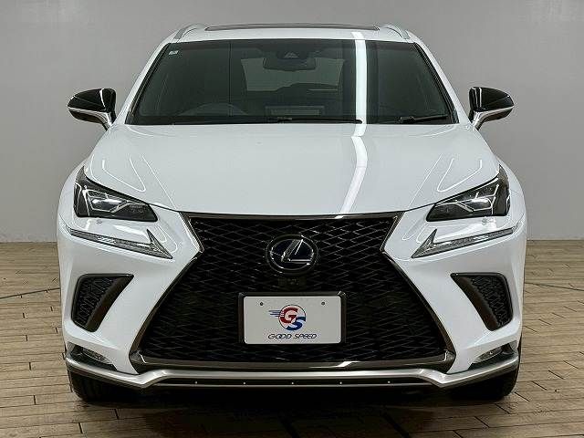 TOYOTA LEXUS NX300H AWD 2018 Image 31
