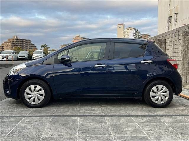 TOYOTA VITZ 2017 Image 31