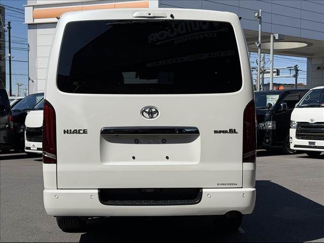 TOYOTA HIACE VAN 2WD 2021 Image 31