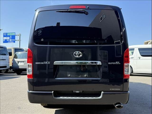 TOYOTA HIACE VAN 2WD 2018 Image 31