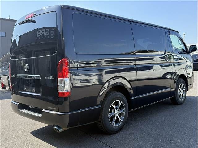 TOYOTA HIACE VAN 2WD 2018 Image 31