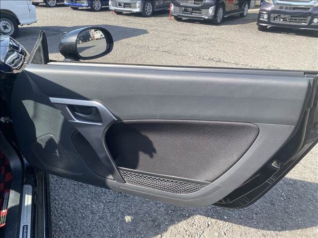 DAIHATSU COPEN 2014 Image 31