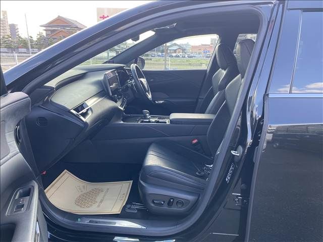 TOYOTA LEXUS RX500H 2023 Image 31