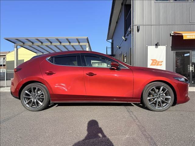 MAZDA 3 FASTBACK 2019 Image 31