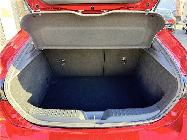 MAZDA 3 FASTBACK 2019 Image 31