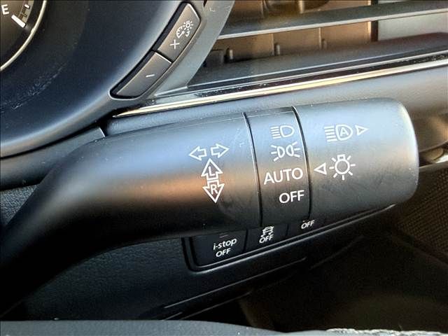 MAZDA 3 FASTBACK 2019 Image 31