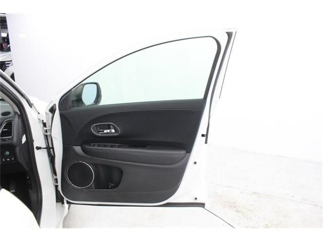 HONDA VEZEL HYBRID 2014 Image 31