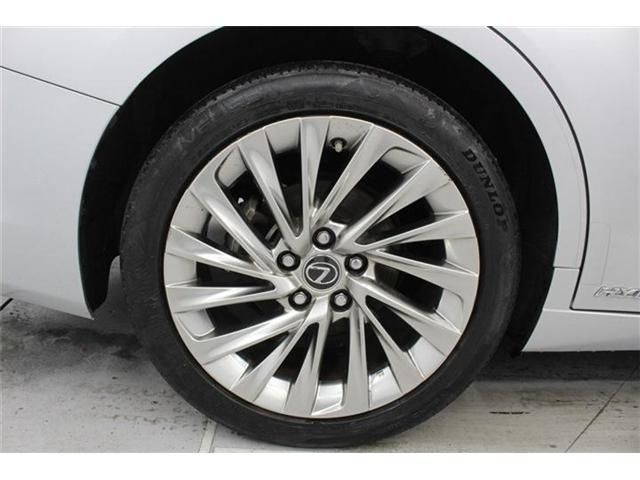 TOYOTA LEXUS ES300H 2019 Image 31